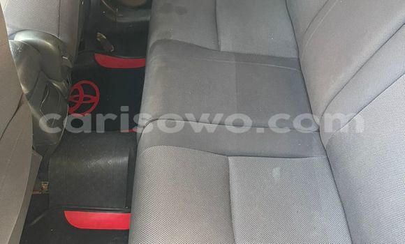 Ra Àlòkù Toyota Matrix funfun Ọkọ̀ in Cotonou ni Benin Ra Àlòkù Toyota Matrix funfun Ọkọ̀ in Cotonou ni Benin