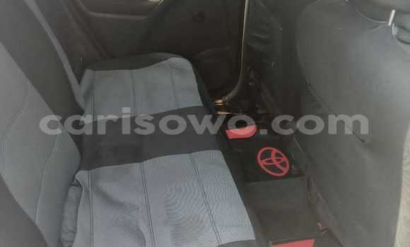 Ra Àlòkù Toyota Matrix funfun Ọkọ̀ in Cotonou ni Benin Ra Àlòkù Toyota Matrix funfun Ọkọ̀ in Cotonou ni Benin