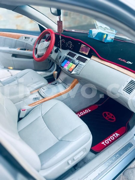 Big with watermark toyota avalon benin cotonou 24153