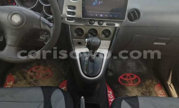 Ra Àlòkù Toyota Matrix funfun Ọkọ̀ in Cotonou ni Benin Ra Àlòkù Toyota Matrix funfun Ọkọ̀ in Cotonou ni Benin