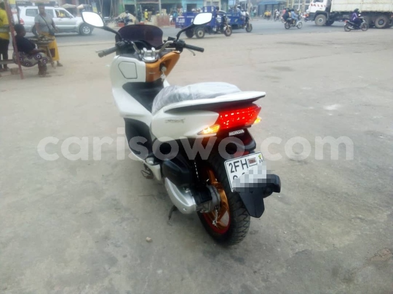 Big with watermark honda pcx benin cotonou 24155
