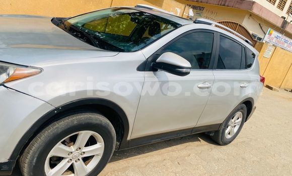 Ra Àlòkù Toyota RAV4 Silver Ọkọ̀ in Cotonou ni Benin Ra Àlòkù Toyota RAV4 Silver Ọkọ̀ in Cotonou ni Benin