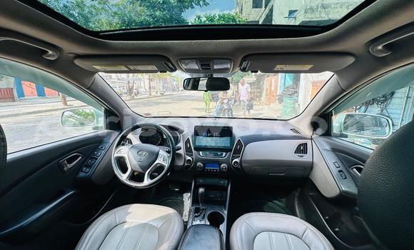 Sayi Na hannu Hyundai Tucson Brown Mota in Cotonou a Benin Sayi Na hannu Hyundai Tucson Brown Mota in Cotonou a Benin