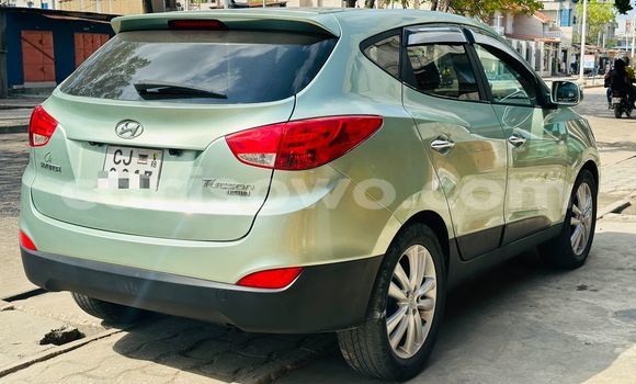 Sayi Na hannu Hyundai Tucson Brown Mota in Cotonou a Benin Sayi Na hannu Hyundai Tucson Brown Mota in Cotonou a Benin