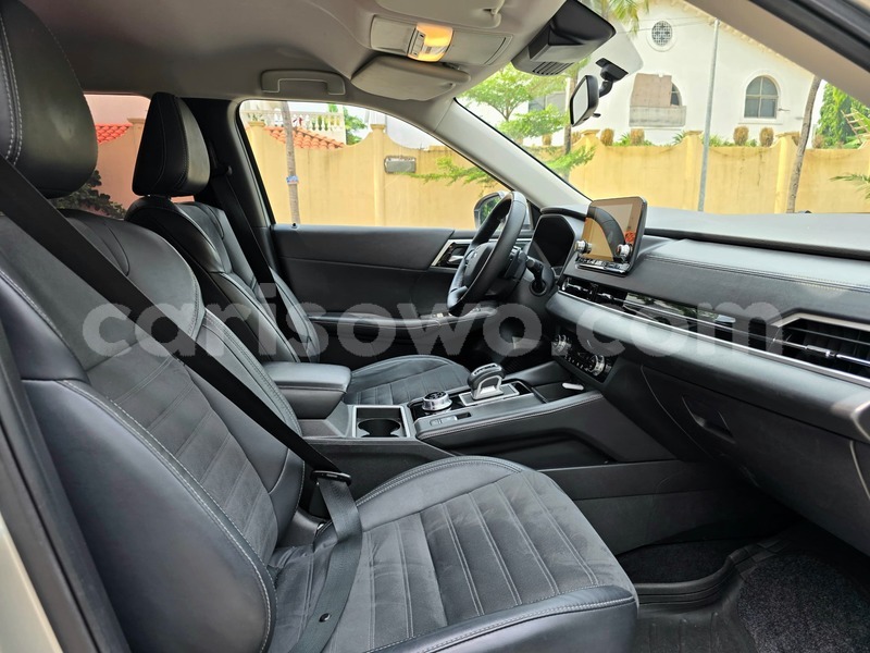 Big with watermark mitsubishi outlander benin cotonou 24162