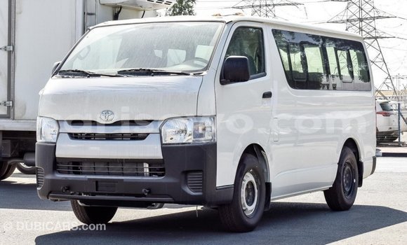 Ra Imported Toyota Hiace funfun Ọkọ̀ in Import - Dubai ni Benin Ra Imported Toyota Hiace funfun Ọkọ̀ in Import - Dubai ni Benin