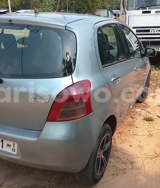 Big with watermark toyota yaris benin cotonou 24174