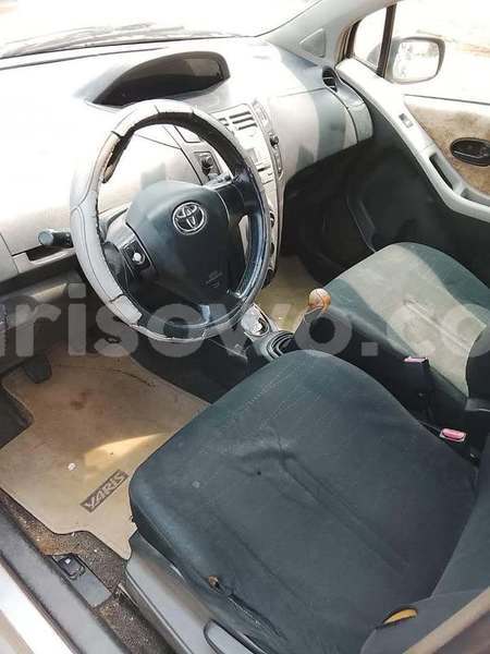 Big with watermark toyota yaris benin cotonou 24174