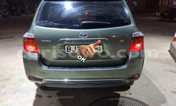 Buy Used Toyota Highlander Silver Car in Cotonou in Benign Buy Used Toyota Highlander Silver Car in Cotonou in Benign