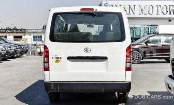 Ra Imported Toyota Hiace funfun Ọkọ̀ in Import - Dubai ni Benin Ra Imported Toyota Hiace funfun Ọkọ̀ in Import - Dubai ni Benin
