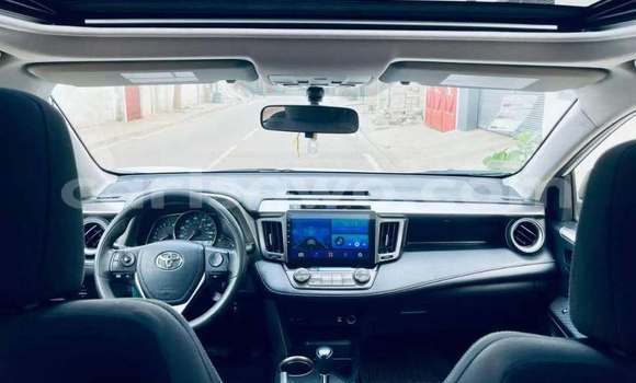Buy Used Toyota RAV4 White Car in Cotonou in Benign Buy Used Toyota RAV4 White Car in Cotonou in Benign