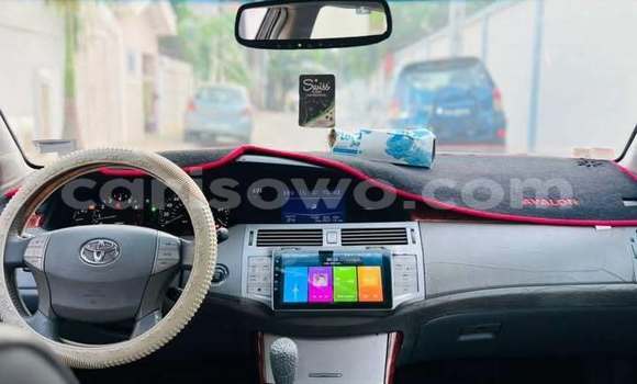 Buy Used Toyota Avalon Silver Car in Cotonou in Benign Buy Used Toyota Avalon Silver Car in Cotonou in Benign