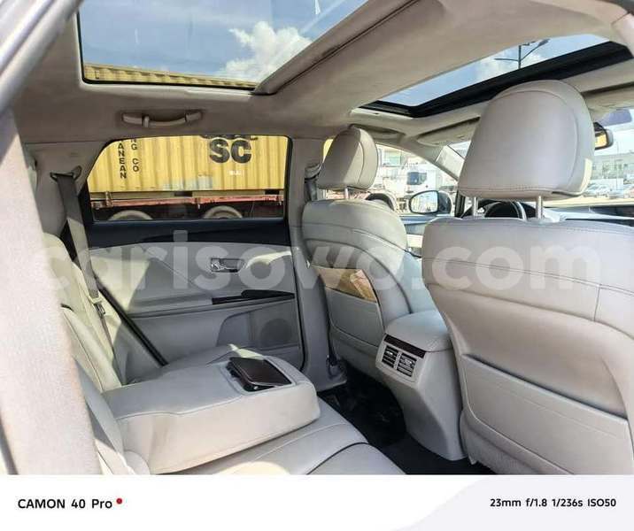 Big with watermark toyota venza benin cotonou 24195