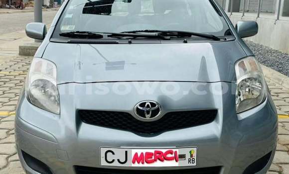 Buy Used Toyota Yaris Silver Car in Cotonou in Benign Buy Used Toyota Yaris Silver Car in Cotonou in Benign