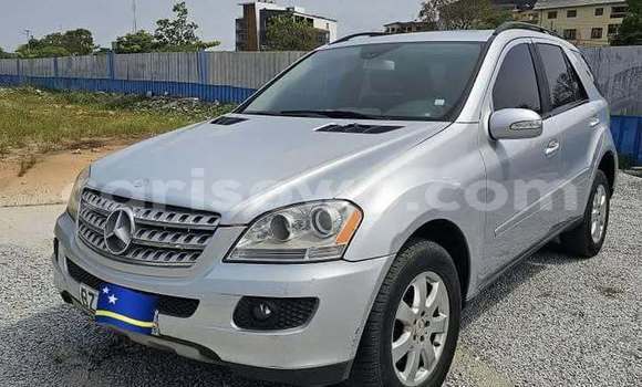 Buy Used Mercedes-Benz ML–Class Silver Car in Cotonou in Benign Buy Used Mercedes-Benz ML–Class Silver Car in Cotonou in Benign