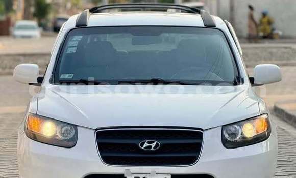 Sayi Na hannu Hyundai Santa Fe White Mota in Cotonou a Benin Sayi Na hannu Hyundai Santa Fe White Mota in Cotonou a Benin