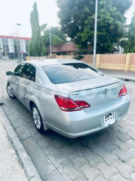 Big with watermark toyota avalon benin cotonou 24212