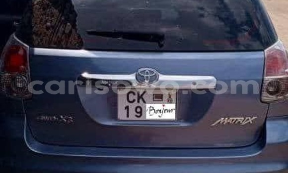 Buy Used Toyota Matrix Blue Car in Cotonou in Benign Buy Used Toyota Matrix Blue Car in Cotonou in Benign