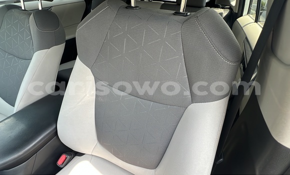 Acheter Occasion Voiture Toyota RAV4 Blanc à Cotonou, Benin Acheter Occasion Voiture Toyota RAV4 Blanc à Cotonou, Benin