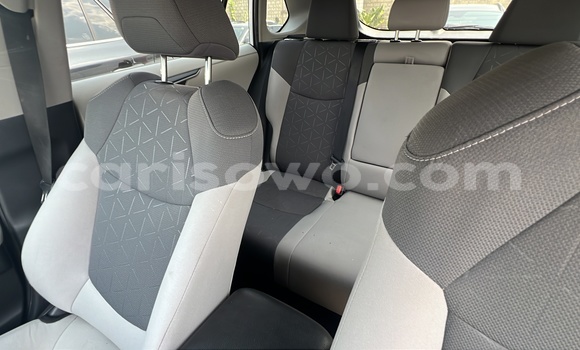 Acheter Occasion Voiture Toyota RAV4 Blanc à Cotonou, Benin Acheter Occasion Voiture Toyota RAV4 Blanc à Cotonou, Benin