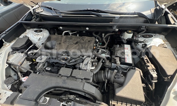 Acheter Occasion Voiture Toyota RAV4 Blanc à Cotonou, Benin Acheter Occasion Voiture Toyota RAV4 Blanc à Cotonou, Benin