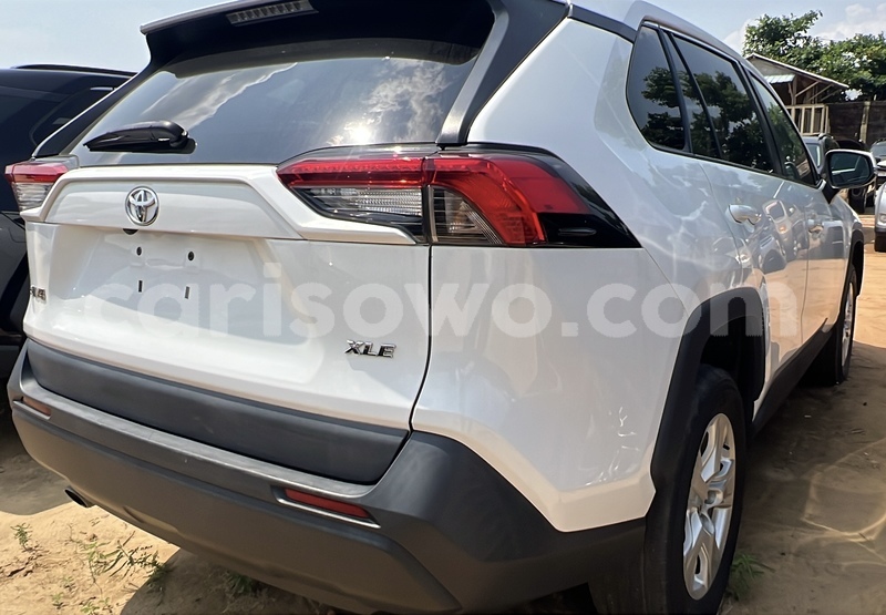 Big with watermark toyota rav4 benin cotonou 24217