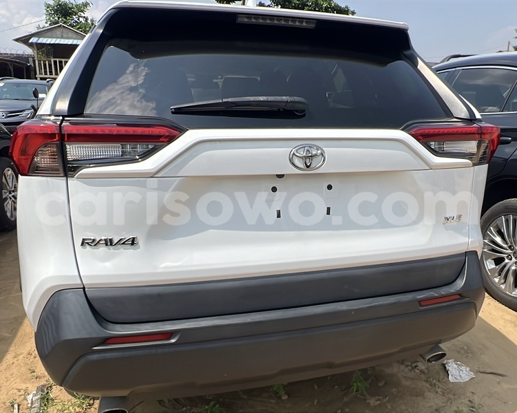 Big with watermark toyota rav4 benin cotonou 24217