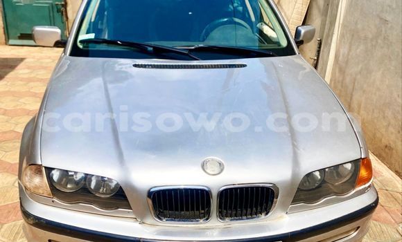 Ra Àlòkù BMW M3 Silver Ọkọ̀ in Porto-novo ni West africa