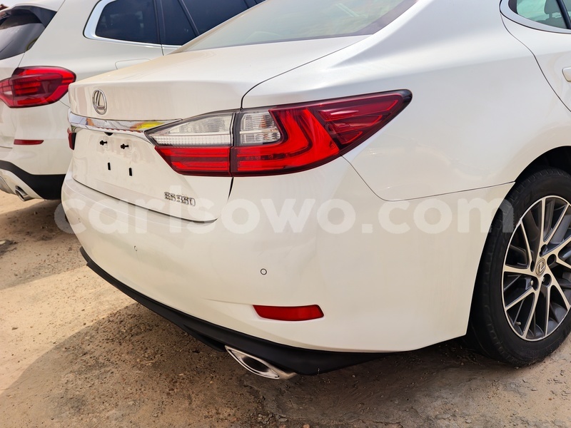 Big with watermark lexus es benin cotonou 24223