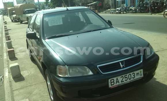 Sayi Na hannu Honda Civic Green Mota in Cotonou a Benin