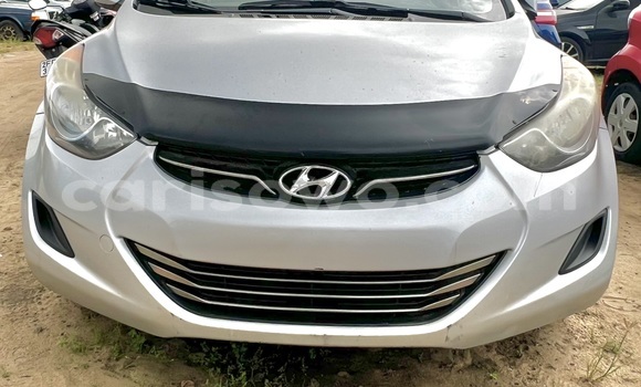 Acheter Occasion Voiture Hyundai Elantra Gris à Cotonou, Benin Acheter Occasion Voiture Hyundai Elantra Gris à Cotonou, Benin