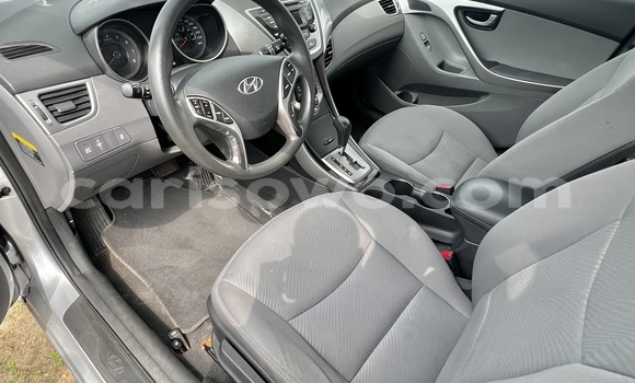 Acheter Occasion Voiture Hyundai Elantra Gris à Cotonou, Benin Acheter Occasion Voiture Hyundai Elantra Gris à Cotonou, Benin