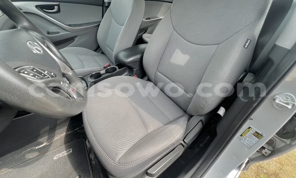 Acheter Occasion Voiture Hyundai Elantra Gris à Cotonou, Benin Acheter Occasion Voiture Hyundai Elantra Gris à Cotonou, Benin