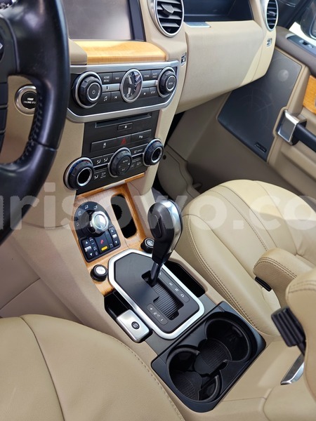 Big with watermark land rover discovery benin cotonou 24227