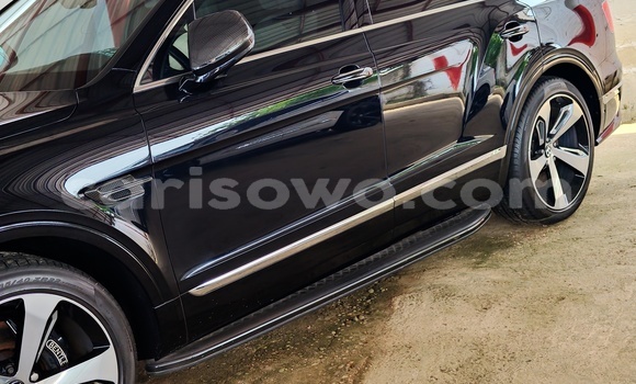 Acheter Occasion Voiture Bentley Bentayga Noir à Cotonou, Benin Acheter Occasion Voiture Bentley Bentayga Noir à Cotonou, Benin
