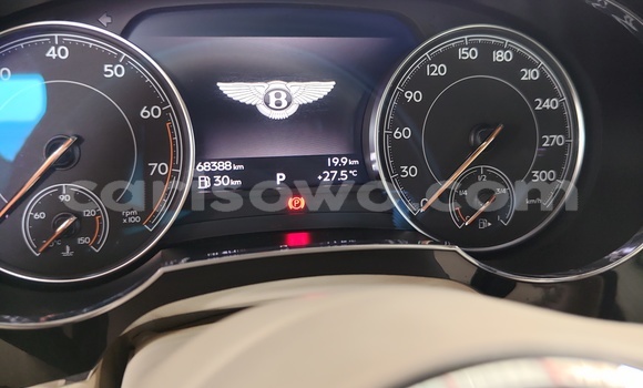 Acheter Occasion Voiture Bentley Bentayga Noir à Cotonou, Benin Acheter Occasion Voiture Bentley Bentayga Noir à Cotonou, Benin