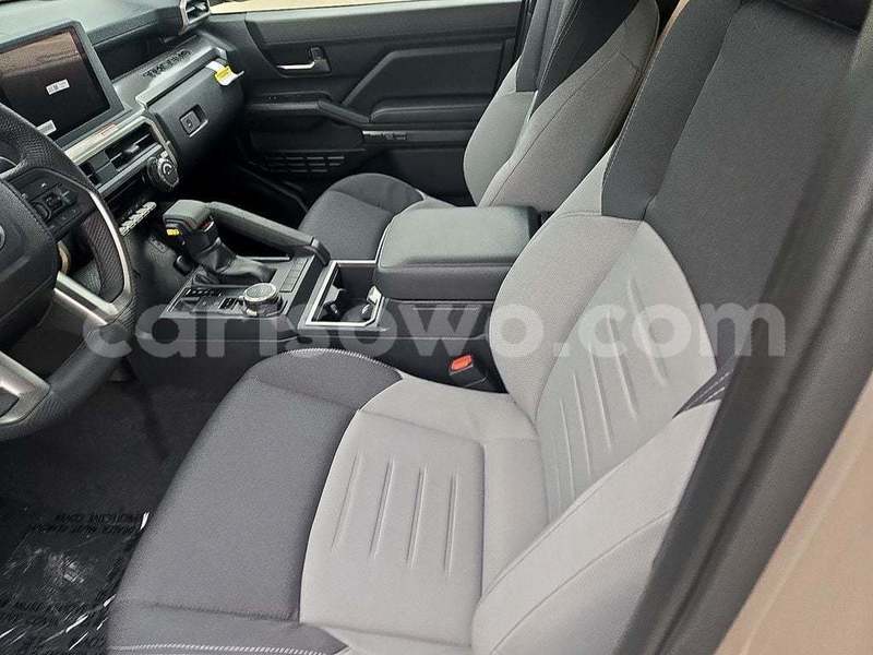 Big with watermark toyota tacoma benin cotonou 24231