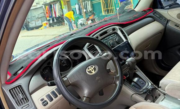 Acheter Occasion Voiture Toyota Highlander Bleu à Cotonou, Benin Acheter Occasion Voiture Toyota Highlander Bleu à Cotonou, Benin