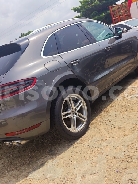 Big with watermark porsche macan benin cotonou 24241