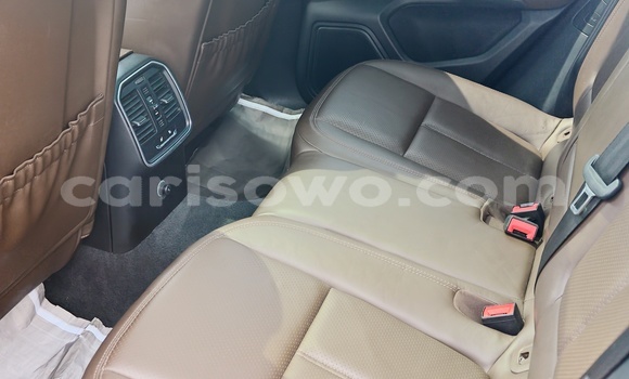 Acheter Occasion Voiture Porsche Macan Autre à Cotonou, Benin Acheter Occasion Voiture Porsche Macan Autre à Cotonou, Benin