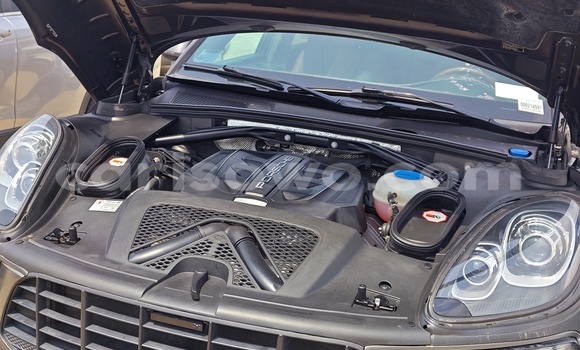 Acheter Occasion Voiture Porsche Macan Autre à Cotonou, Benin Acheter Occasion Voiture Porsche Macan Autre à Cotonou, Benin