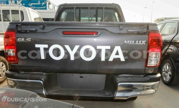 Sayi Imported Toyota Hilux Sauran Mota in Import - Dubai a Benin Sayi Imported Toyota Hilux Sauran Mota in Import - Dubai a Benin