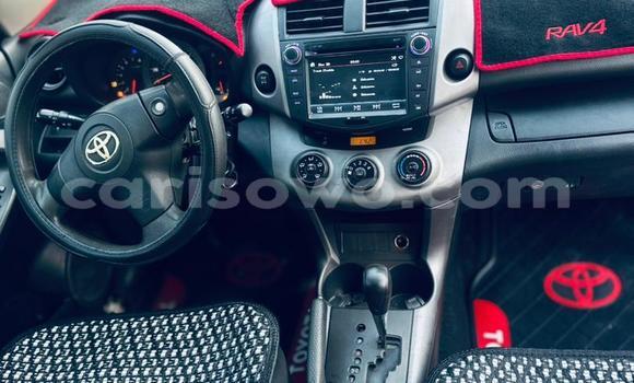 Ra Àlòkù Toyota RAV4 Silver Ọkọ̀ in Cotonou ni Benin Ra Àlòkù Toyota RAV4 Silver Ọkọ̀ in Cotonou ni Benin