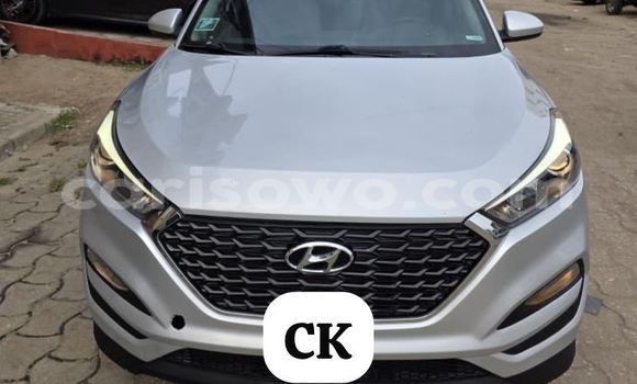 Acheter Occasion Voiture Hyundai Tucson Autre à Cotonou, Benin Acheter Occasion Voiture Hyundai Tucson Autre à Cotonou, Benin