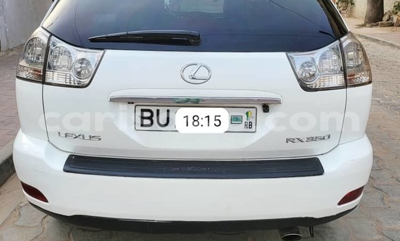 Acheter Occasion Voiture Lexus RX 350 Blanc à Cotonou, Benin Acheter Occasion Voiture Lexus RX 350 Blanc à Cotonou, Benin