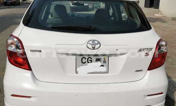 Buy Used Toyota Matrix White Car in Cotonou in Benign Buy Used Toyota Matrix White Car in Cotonou in Benign