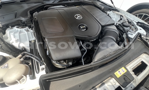 Sayi Na hannu Mercedes-Benz C-Classe White Mota in Cotonou a Benin Sayi Na hannu Mercedes-Benz C-Classe White Mota in Cotonou a Benin