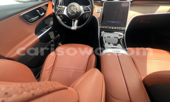 Sayi Na hannu Mercedes-Benz C-Classe White Mota in Cotonou a Benin Sayi Na hannu Mercedes-Benz C-Classe White Mota in Cotonou a Benin