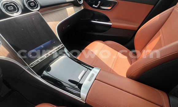 Sayi Na hannu Mercedes-Benz C-Classe White Mota in Cotonou a Benin Sayi Na hannu Mercedes-Benz C-Classe White Mota in Cotonou a Benin