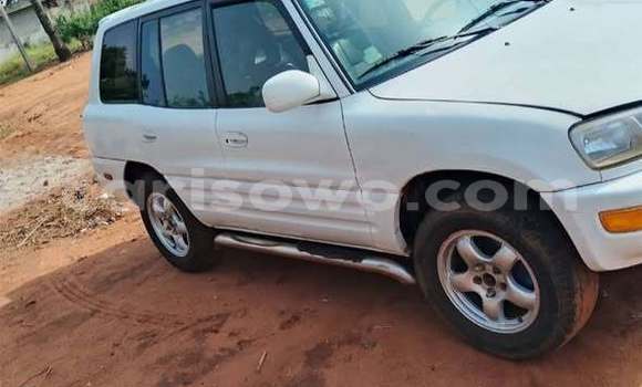 Acheter Occasion Voiture Toyota RAV4 Autre à Cotonou, Benin Acheter Occasion Voiture Toyota RAV4 Autre à Cotonou, Benin